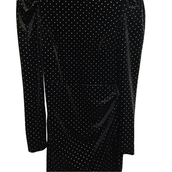 Dynamite | Dress - Picture 2 of 3